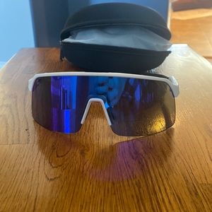 Oakley sutros blue